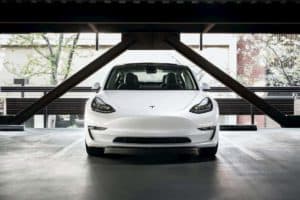 Tesla accounts for over 80% of electric vehicles sold in the US in H1 2020